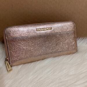MICHAEL KORS Rose Gold PINK GOLD SHIMMER Zip Around Continental Clutch Wallet